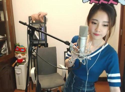 美女主播大叔野外,美女主播与大叔的野外奇遇记