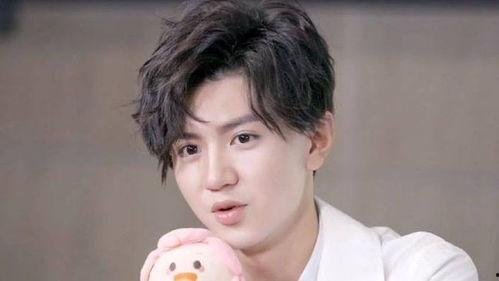 陈哲远生活照,揭秘明星的日常魅力