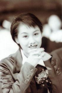 香港演员朱茵个人资料