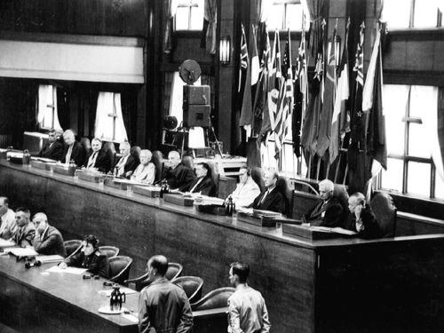 东京审判  背景音乐,正义之声，历史回响